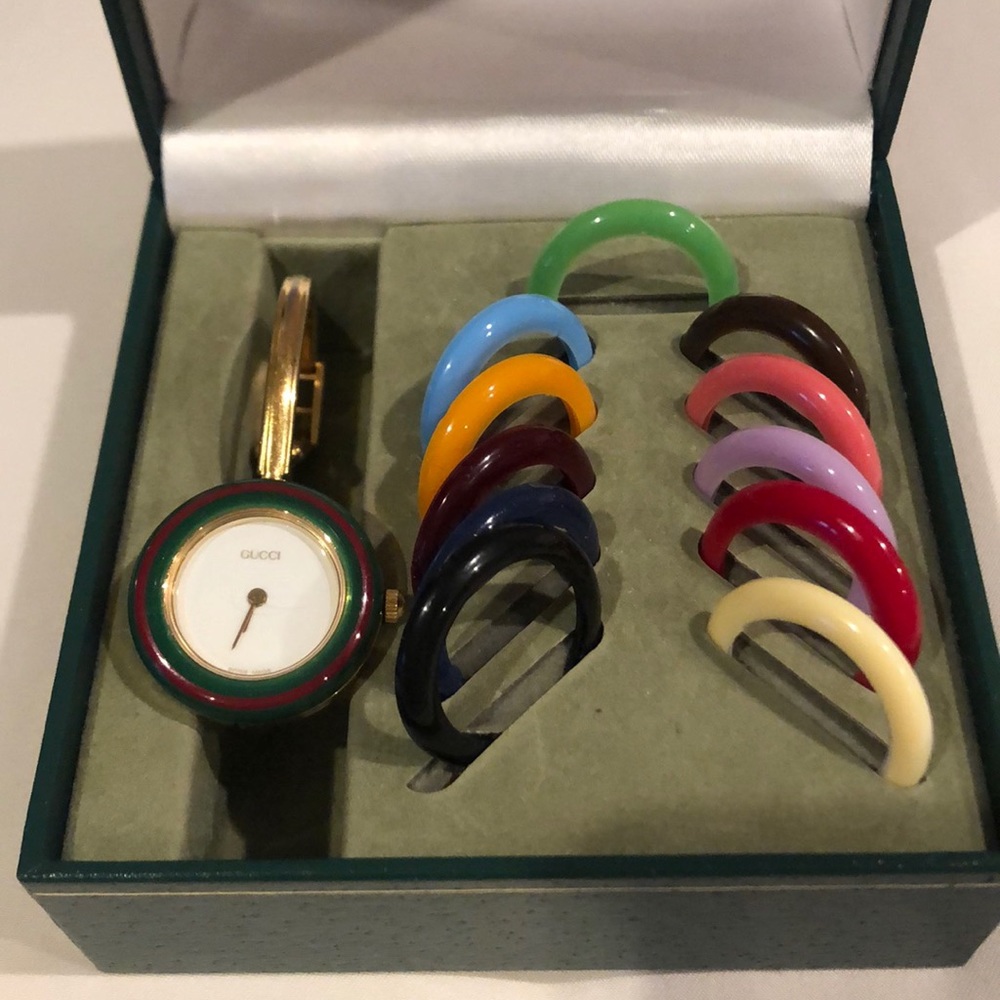 Vintage Gucci watch with 12 bezels